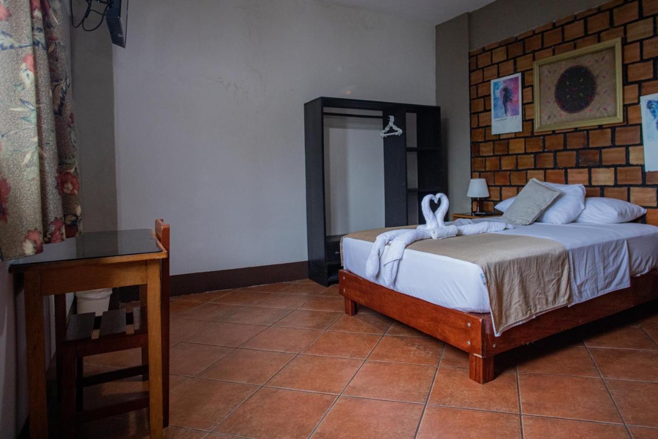 El Cauchero Hotel Iquitos Exteriér fotografie